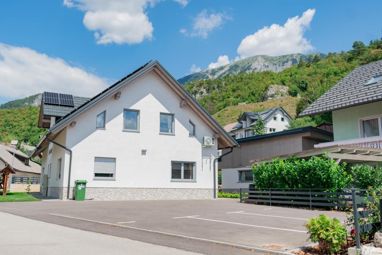 Prima Countryside Apartments Zirovnica Exterior photo