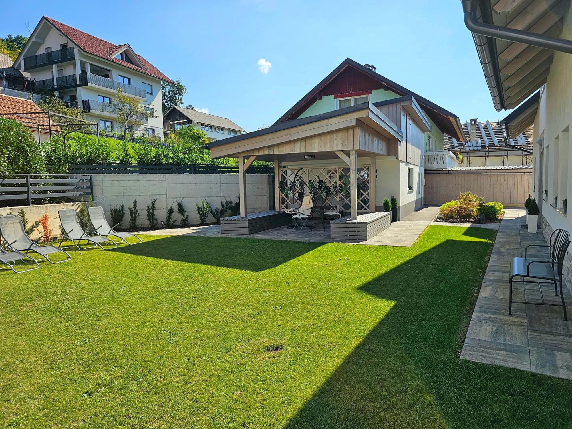 Prima Countryside Apartments Zirovnica Exterior photo